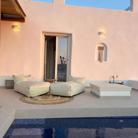 Theros - 2 * Parikia (Paros)